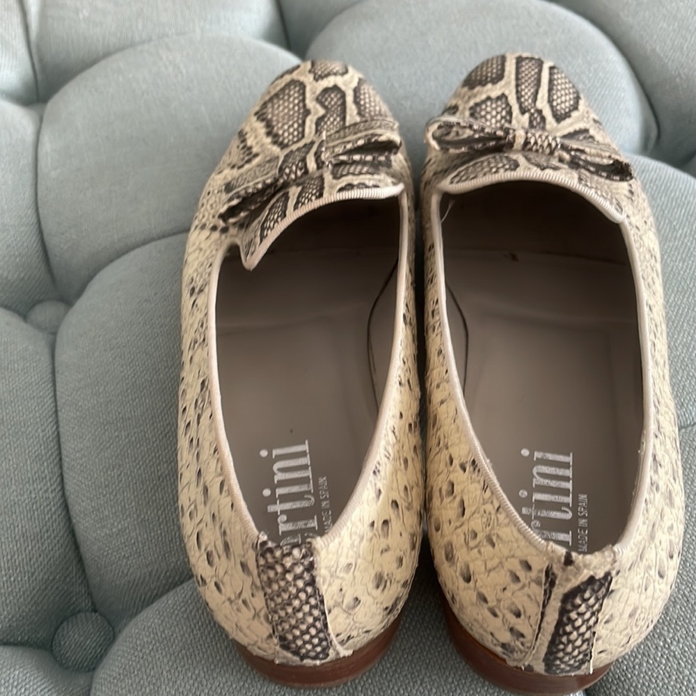 Pertini Leather Snakeskin Pattern Loafer - Picture 5 of 16